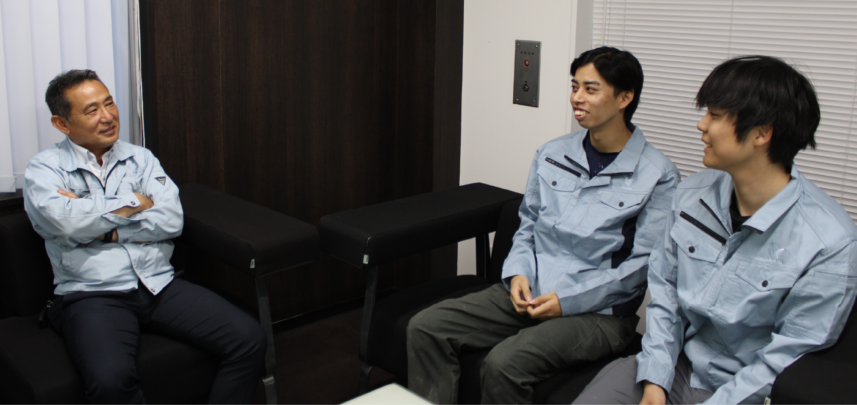 CrossTalk メインビジュアル